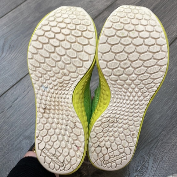 Disney New Balance Tinkerbell shoes - Picture 7 of 12